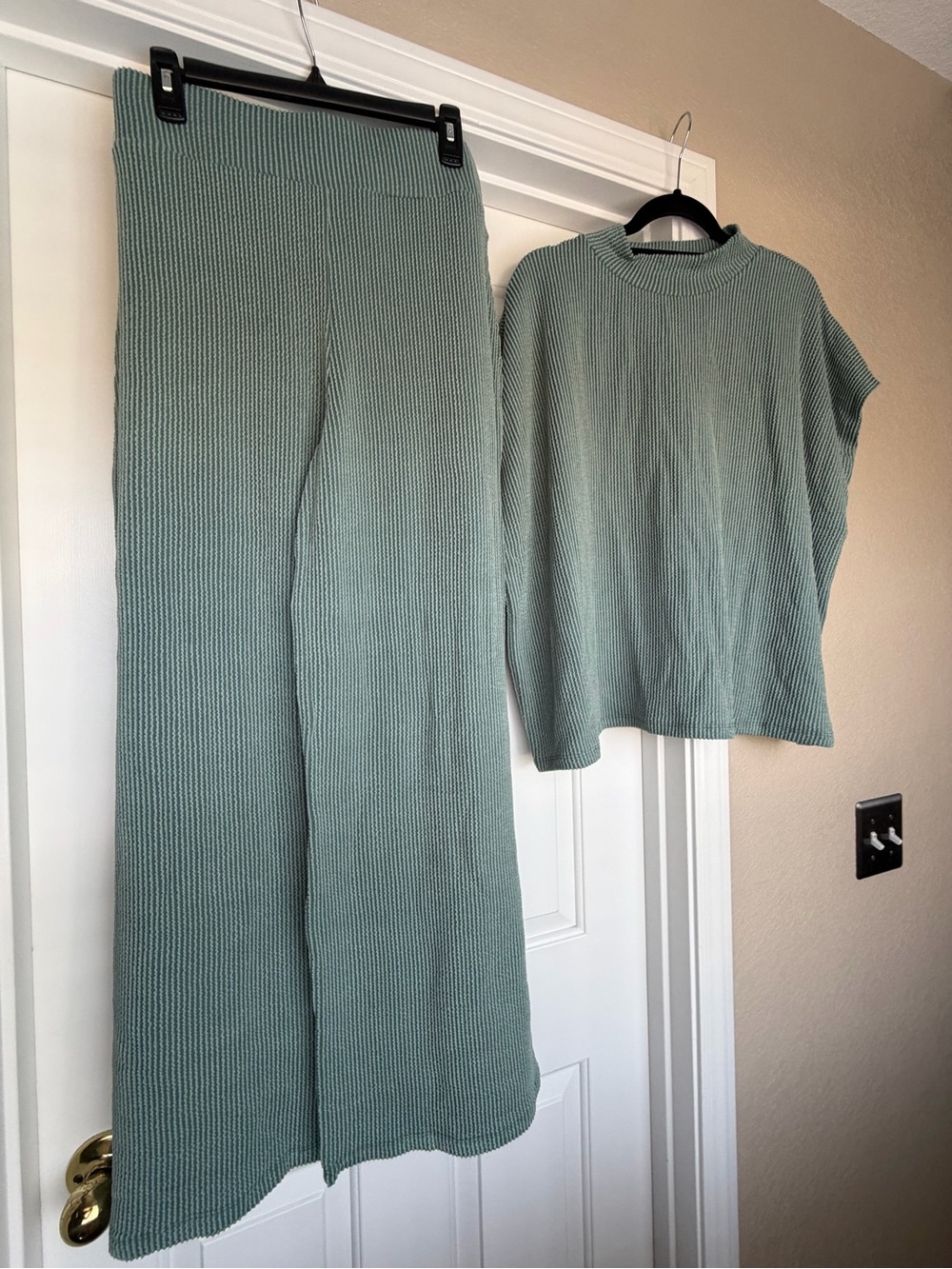 Zenana Two-Piece Knit Lounge Set in Sage Green